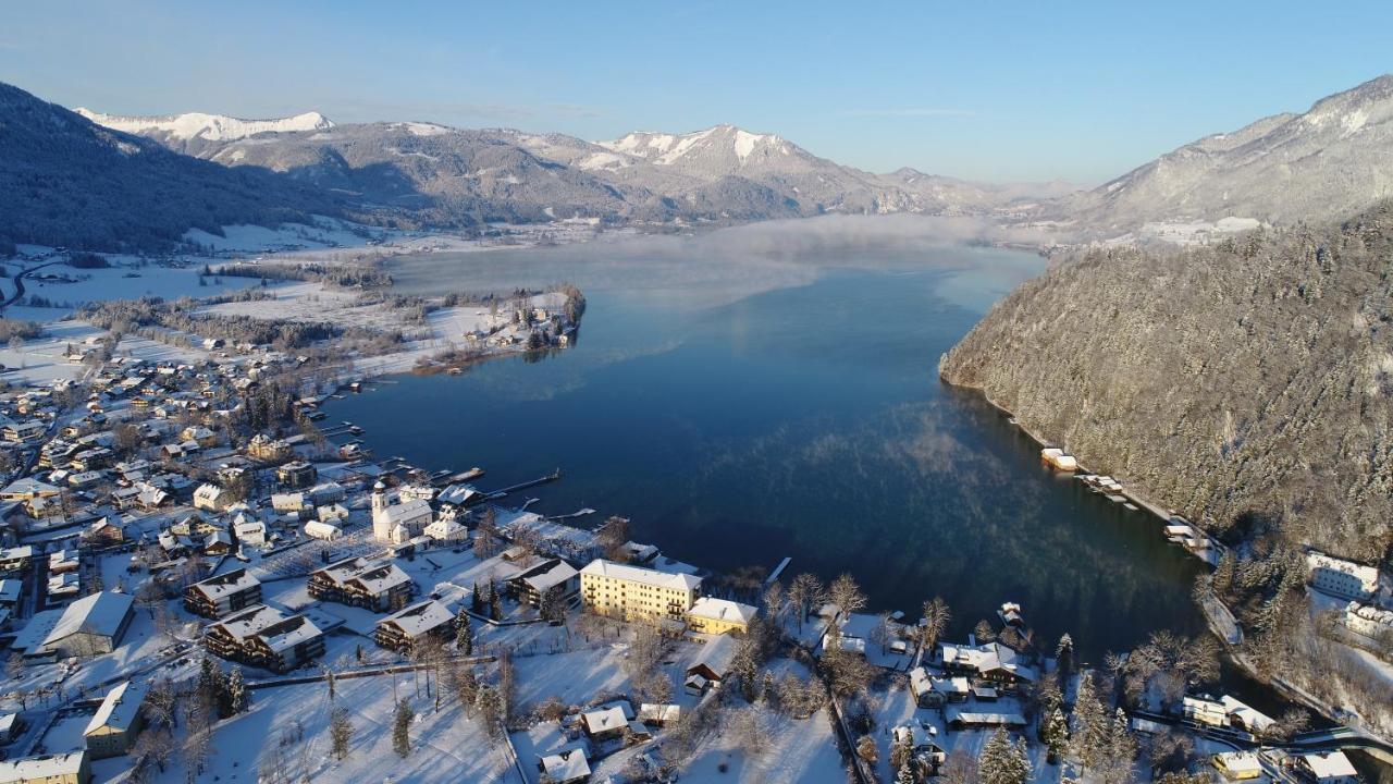 Kirchenwirt Hotel Strobl Exterior photo